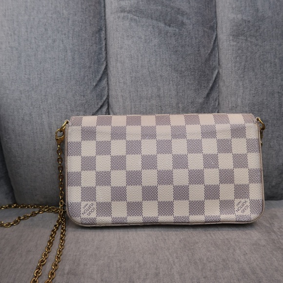 ❌SOLD❌LOUIS VUITTON POCHETTE FELICIE - Picture 7 of 10